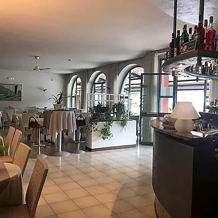 Smeraldo Hotell