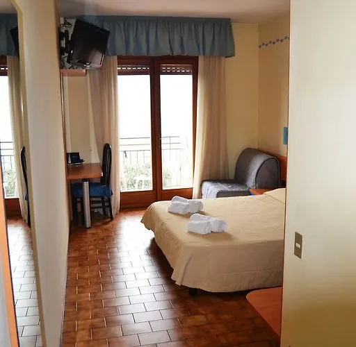 Hotell Smeraldo Brenzone sul Garda