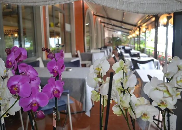 Smeraldo Hotell 3*