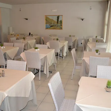 Hotel Smeraldo 3*